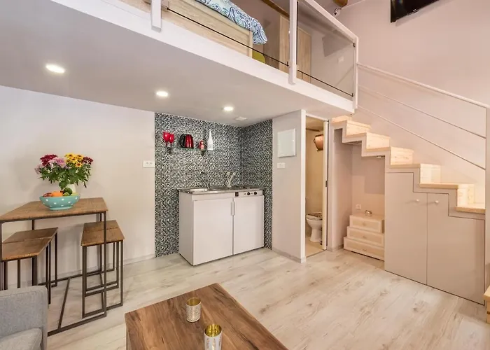 בית נופש Rea 1 חאניה